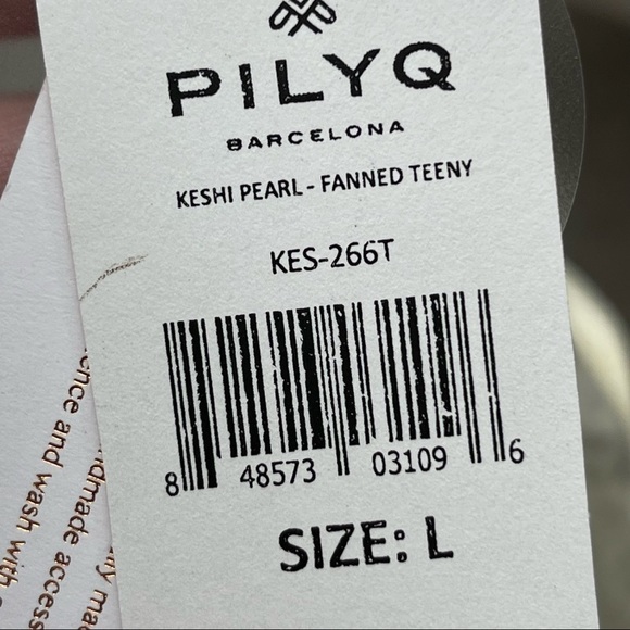 NWT Pilyq Keshi Pearl-Fanned Tenny size Large - Picture 7 of 12